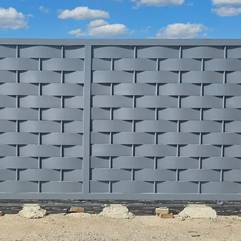 Instalación de Puertas Correderas Metálicas en Alicante — Cerrajería Lecor
