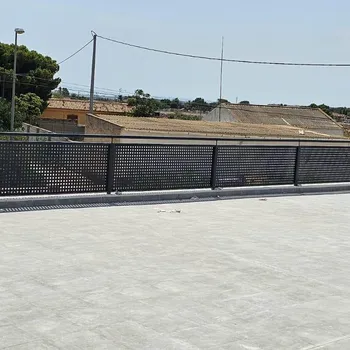 Vallas Metálicas y Cerramientos Perimetrales en Alicante — Cerrajería Lecor
